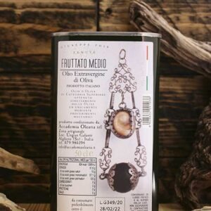 Olio fruttato medio in lattina